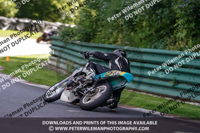 cadwell no limits trackday;cadwell park;cadwell park photographs;cadwell trackday photographs;enduro digital images;event digital images;eventdigitalimages;no limits trackdays;peter wileman photography;racing digital images;trackday digital images;trackday photos